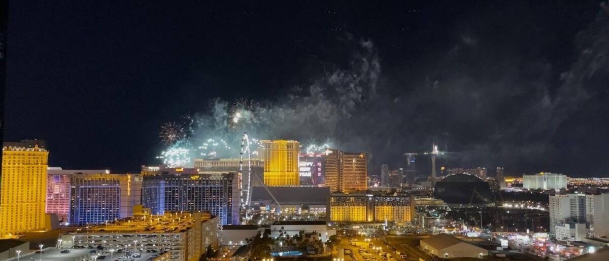 Mgm Signature-25-805 Balcony Strip Sphere F1 Views Las Vegas Luaran gambar